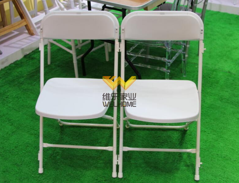 White Metal Folding Chair for outdoor event